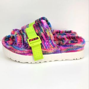 UGG Fluffita Pixelate Platform Slippers Slides Sandals Women Size 9